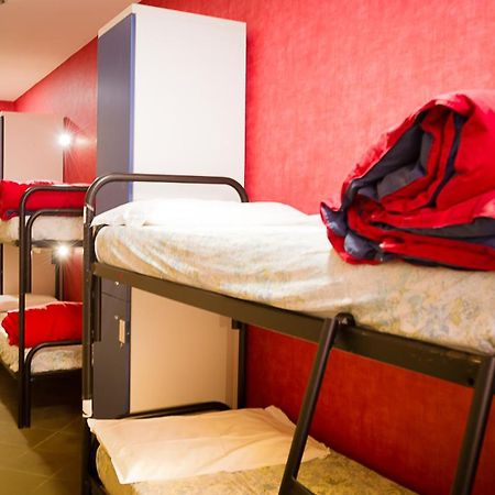 Youth Station Hostel Рим Екстериор снимка