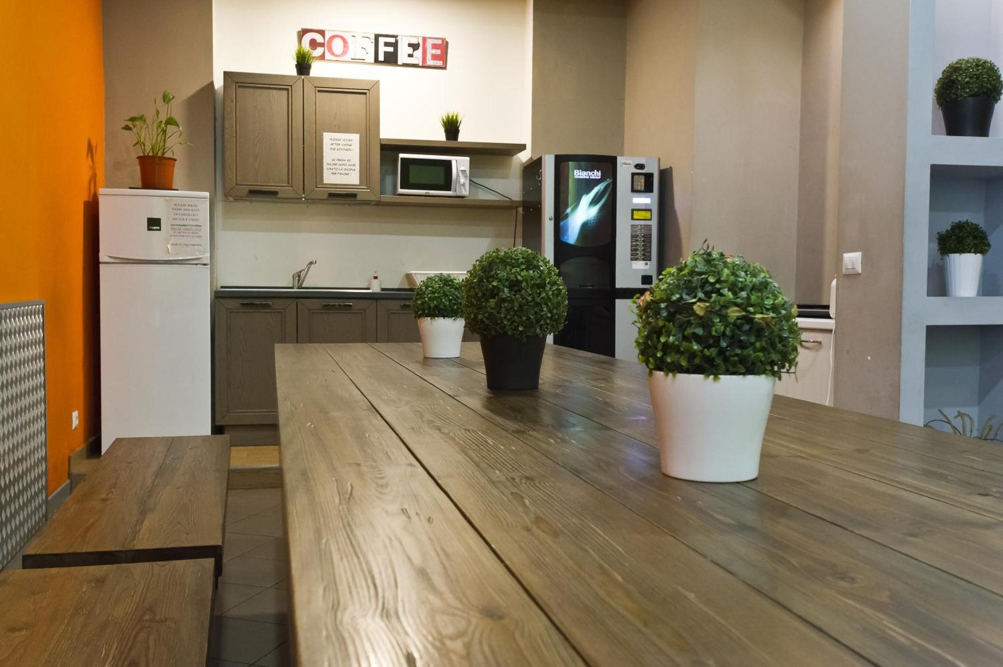 Youth Station Hostel Рим Екстериор снимка