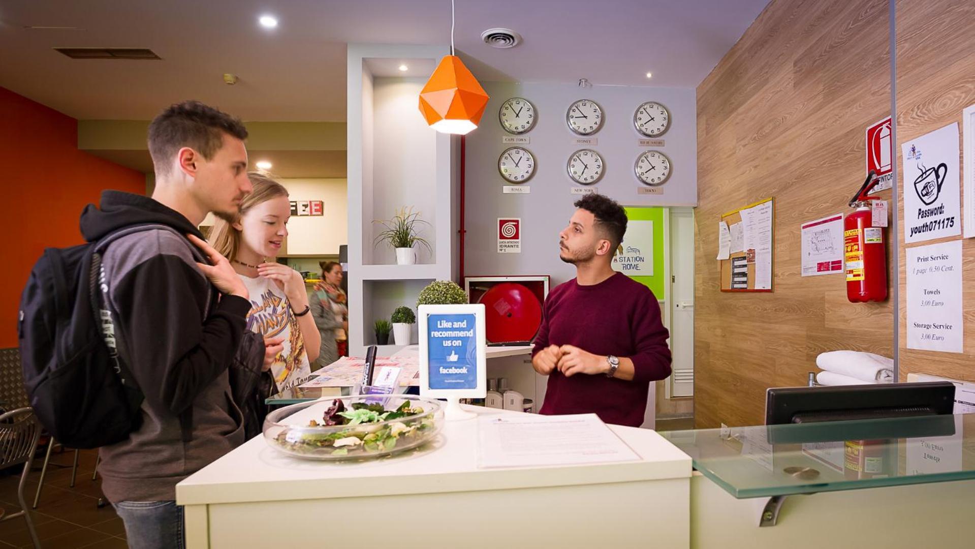 Youth Station Hostel Рим Екстериор снимка