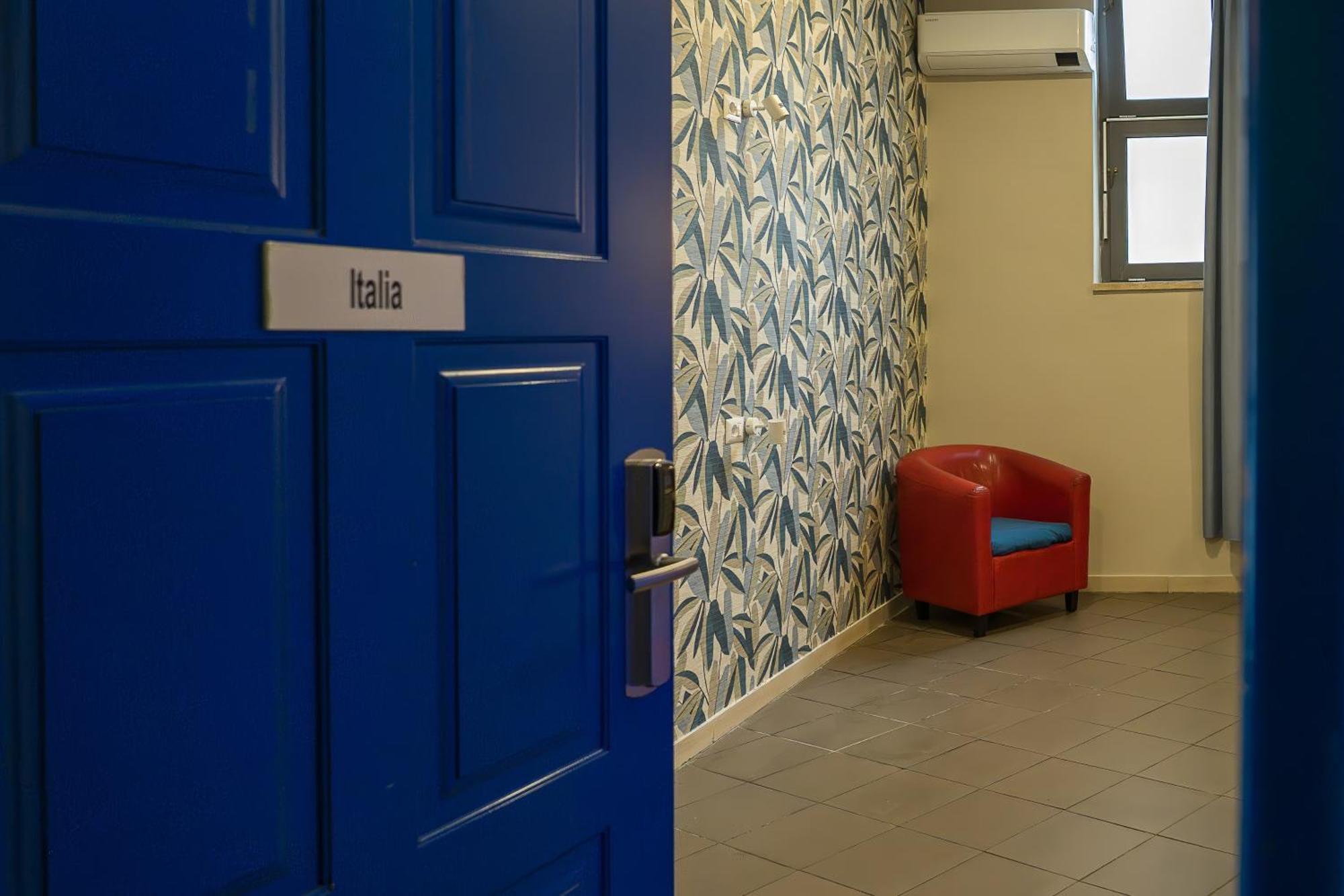 Youth Station Hostel Рим Екстериор снимка
